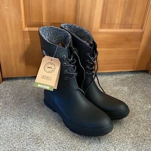 NWT BOGS Waterproof Boots (Amanda) Women’s Size 12